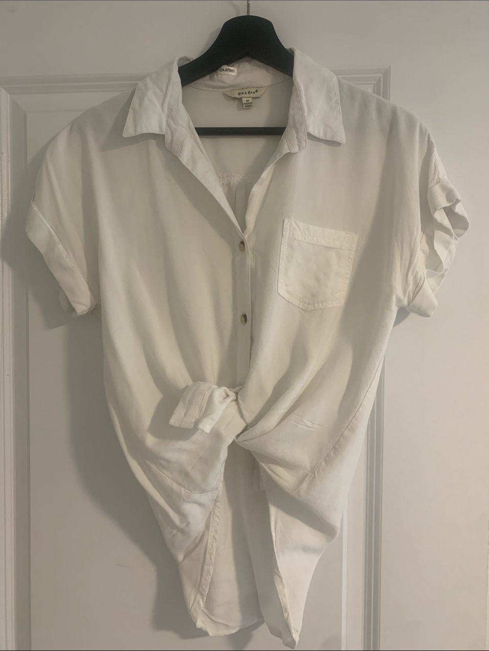 Super cute White Short-Sleeve Button-Down blouse with waist tie knot
